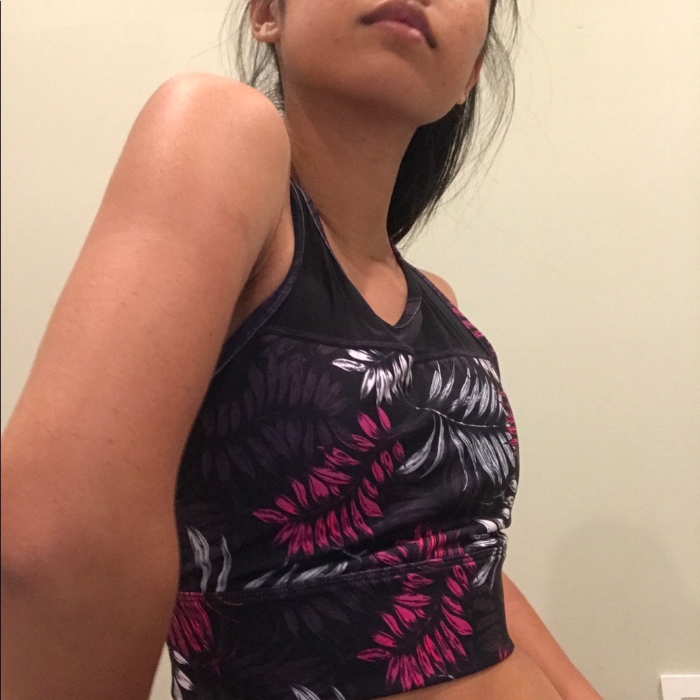 Fabletics sports bra